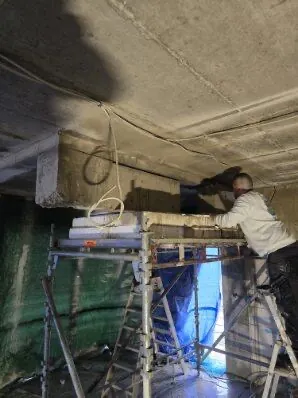 Odstraňovanie betónovej podlahy pred novou realizáciou