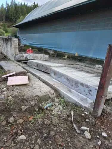 Rezanie dilatačných škár v priemyselnej podlahe